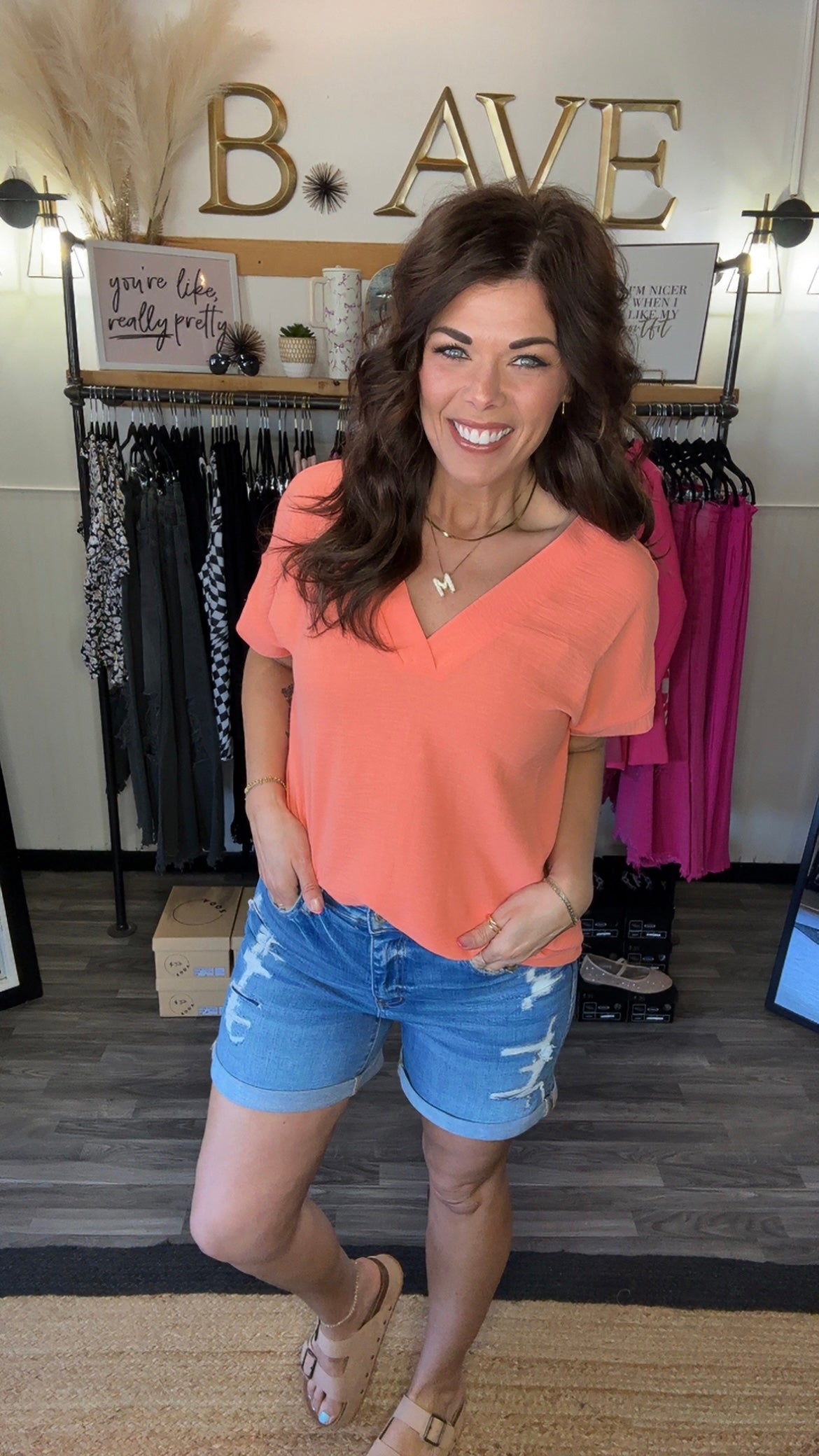 Coral V-Neck Hi-Low Short Sleeve Top
