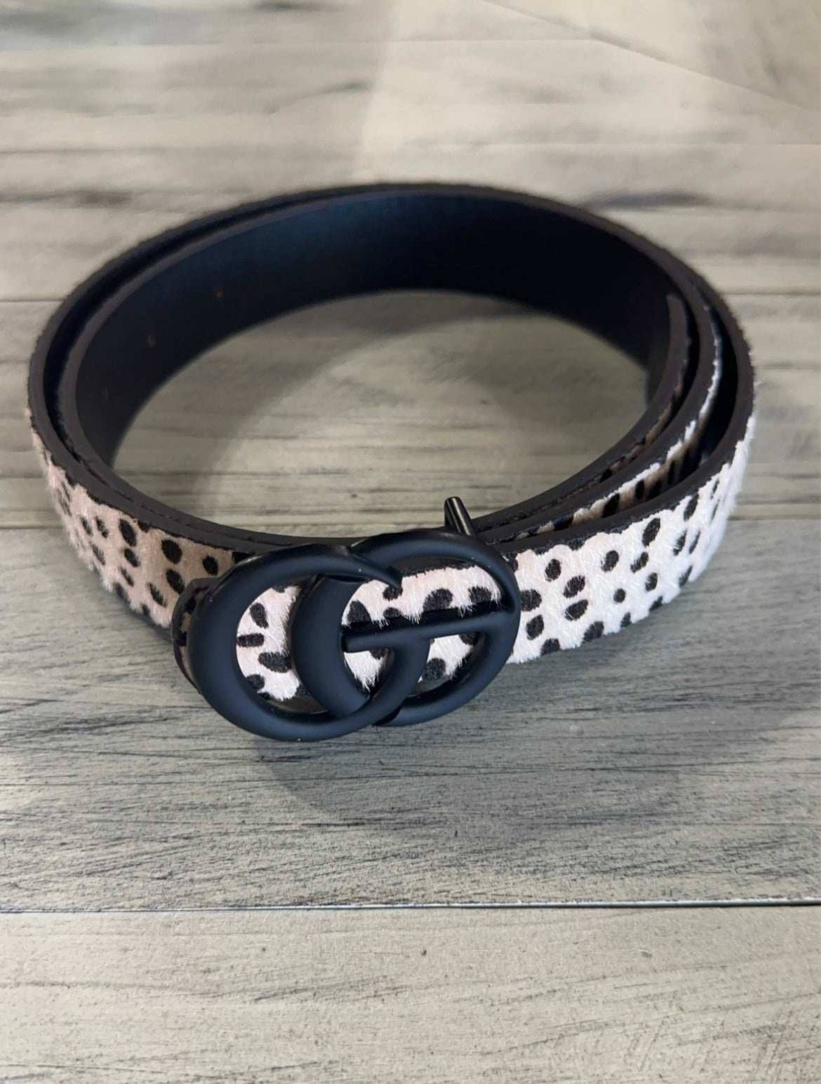 Matte Buckle Leather Belt