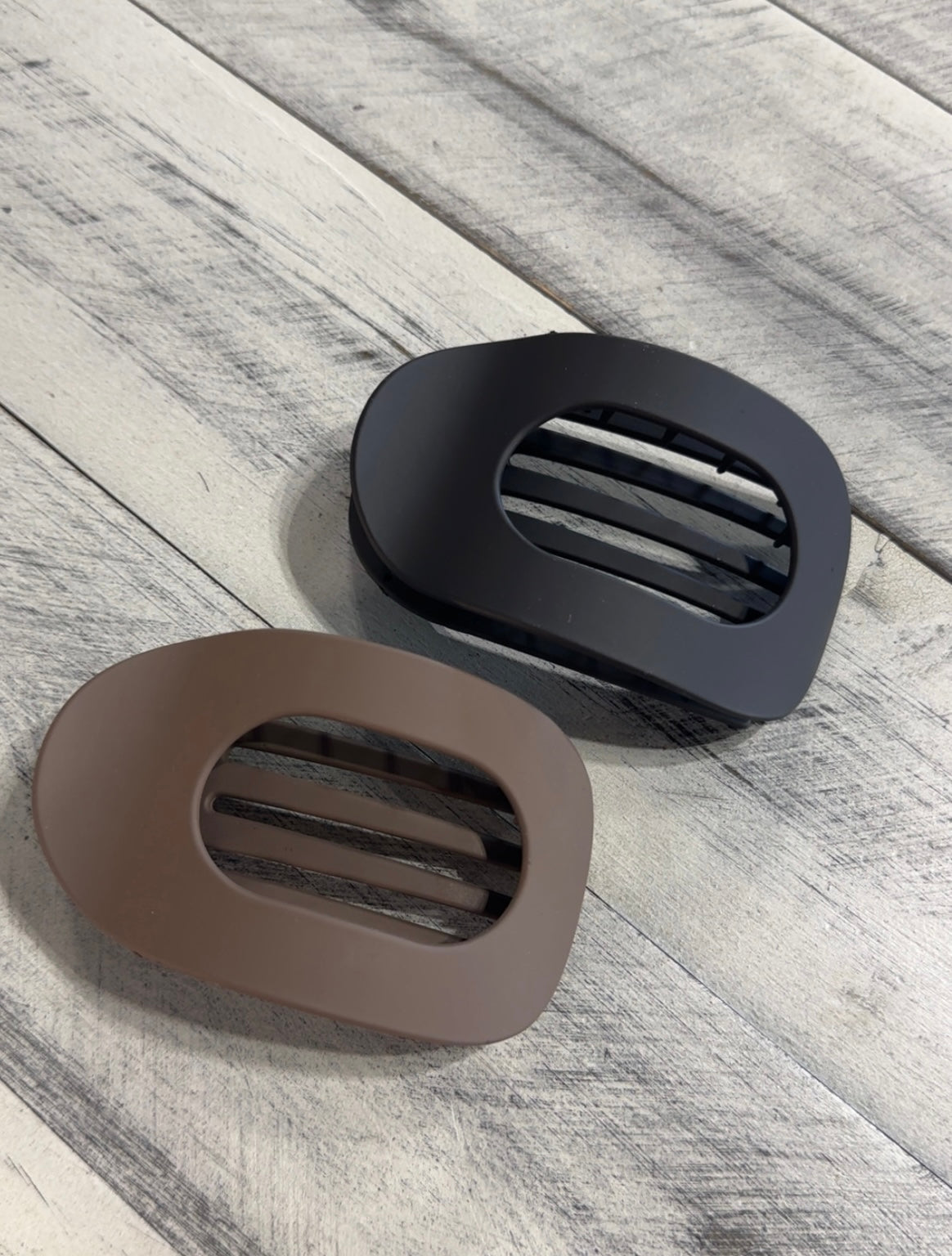 Matte Flat Curved Hair Clip