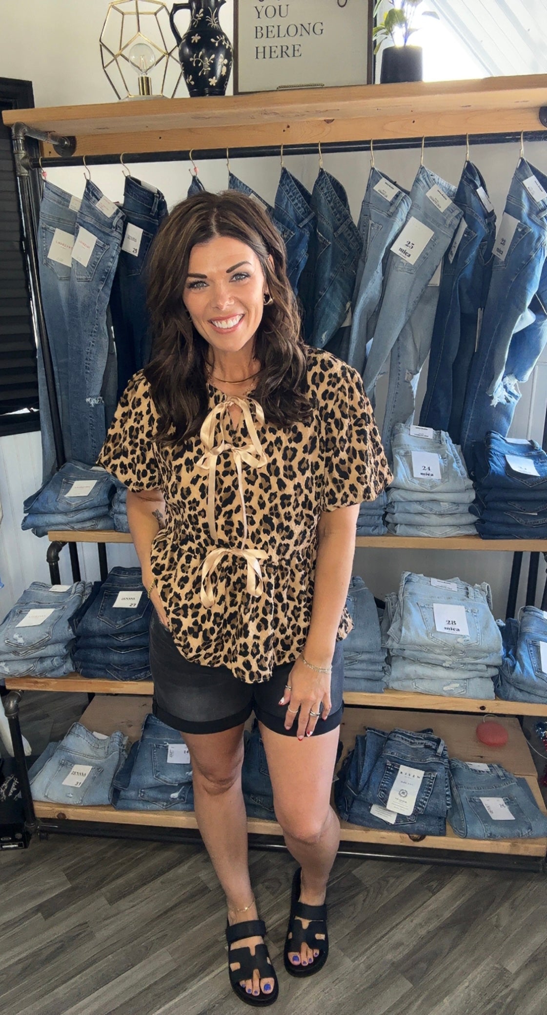 Leopard Print Textured Puff Sleeve Peplum Top