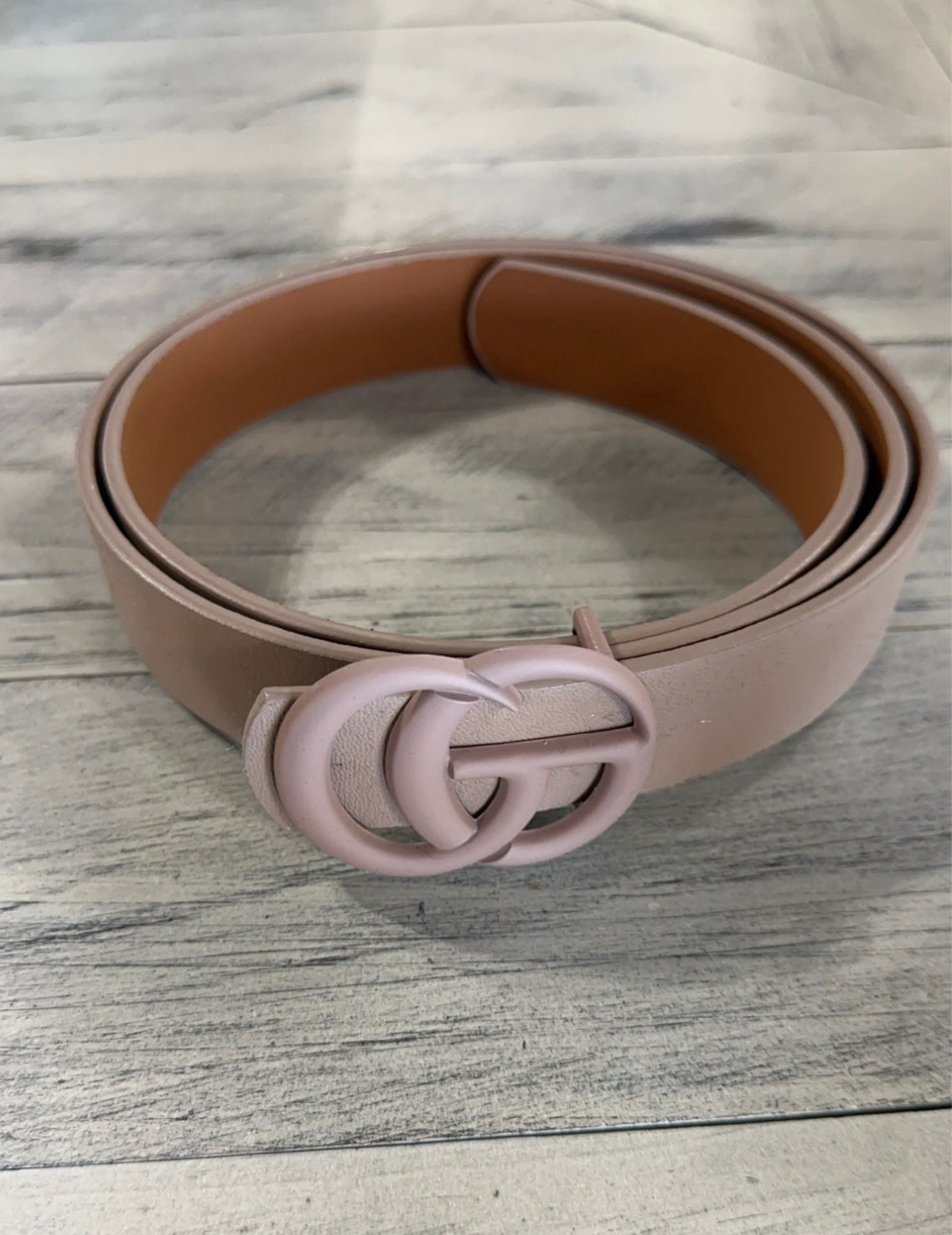 Matte Buckle Leather Belt