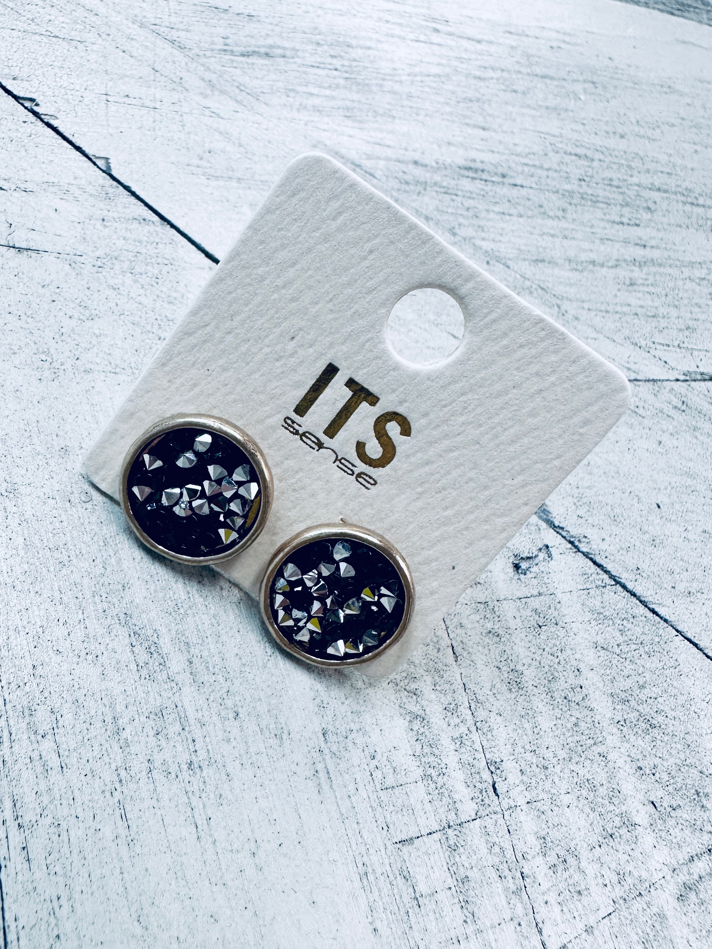 Black Glitter Stone Earrings