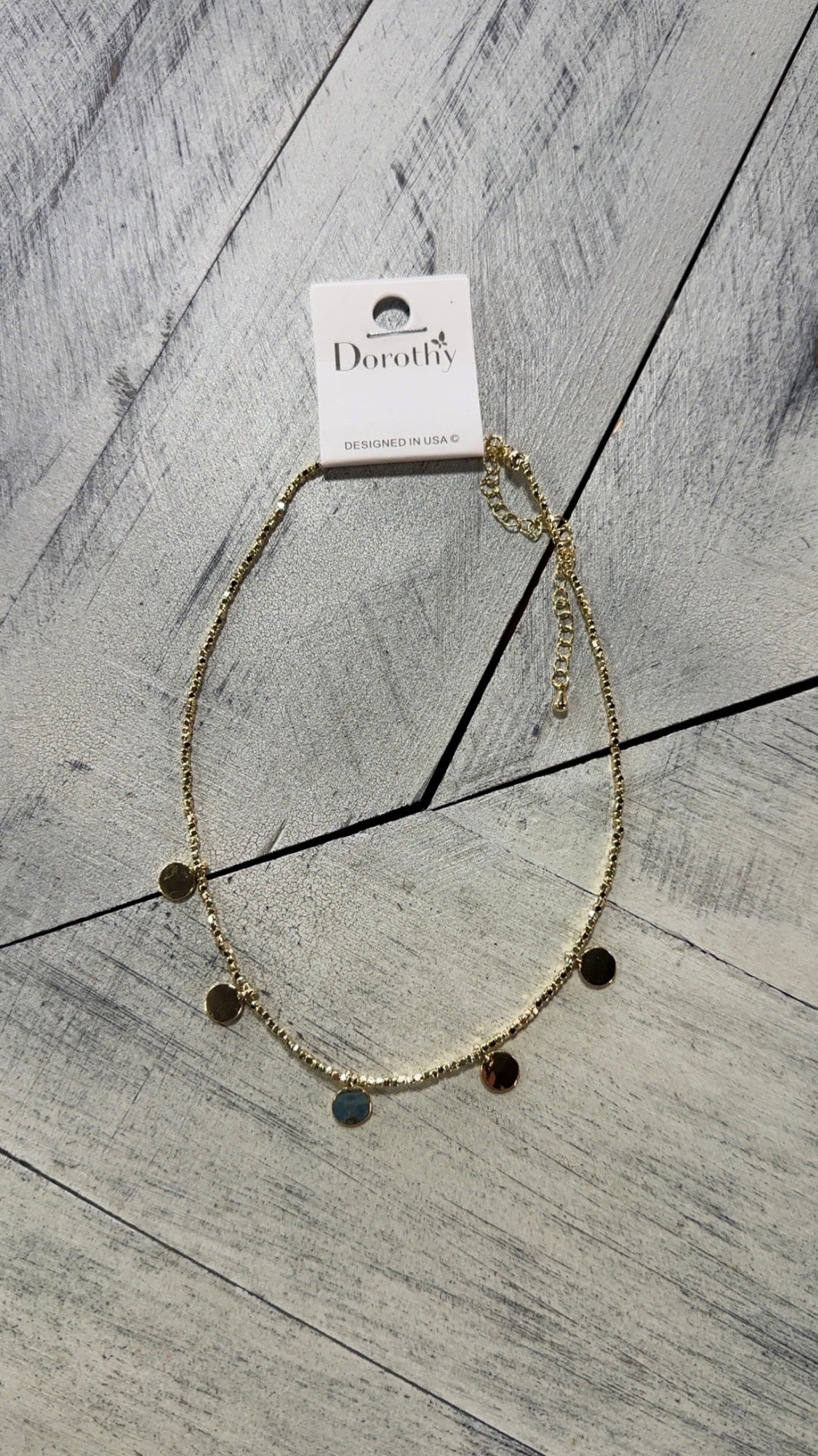 Gold Shimmer 5 Circle Pendant Necklace