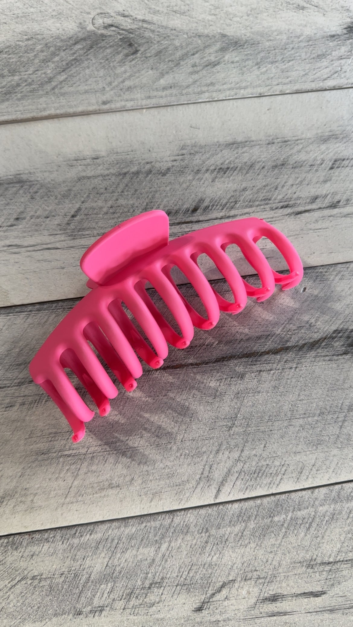 Large Matte Hair Claw Clip